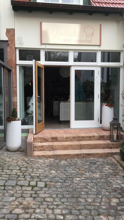 Alter Winzerhof Weisenheim Am Berg E.K. Hotel Exterior photo